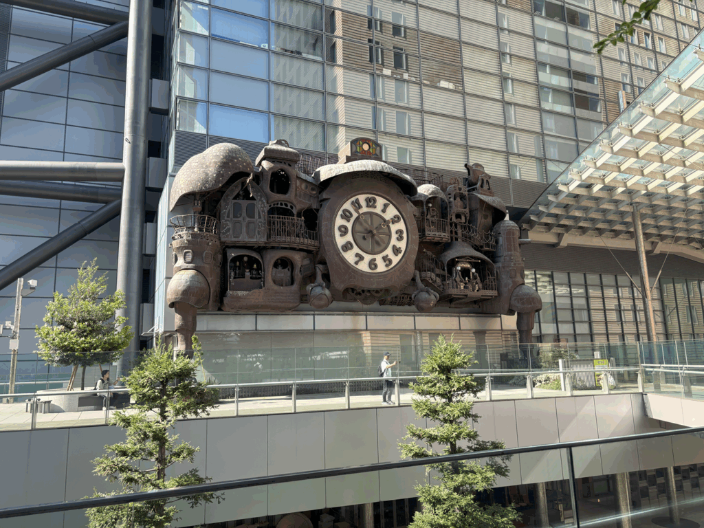 日テレ大時計の写真